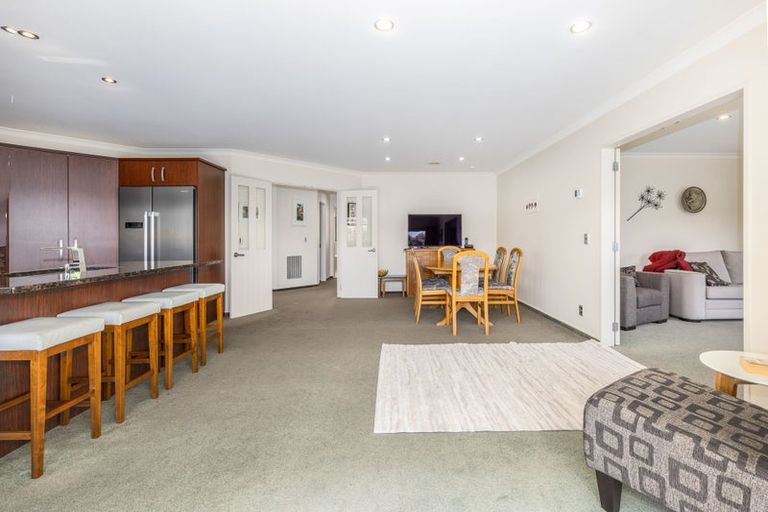 Photo of property in 21 Telford Way, Raumati Beach, Paraparaumu, 5032