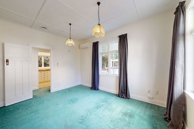 Photo of property in 3a Linwood Way, Island Bay, Wellington, 6023