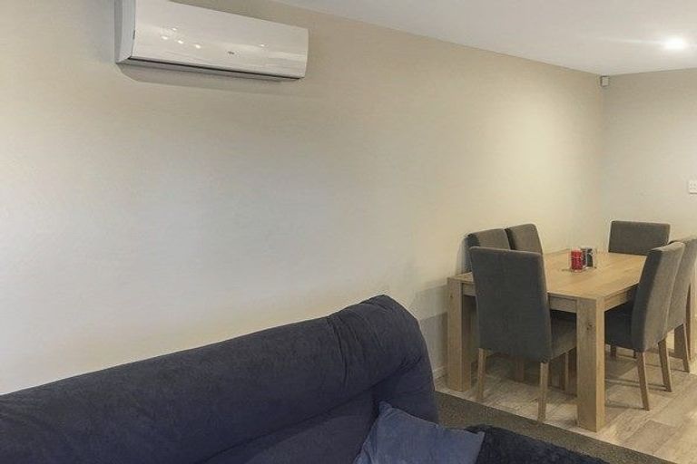 Photo of property in 3/22 Grove Road, Addington, Christchurch, 8024