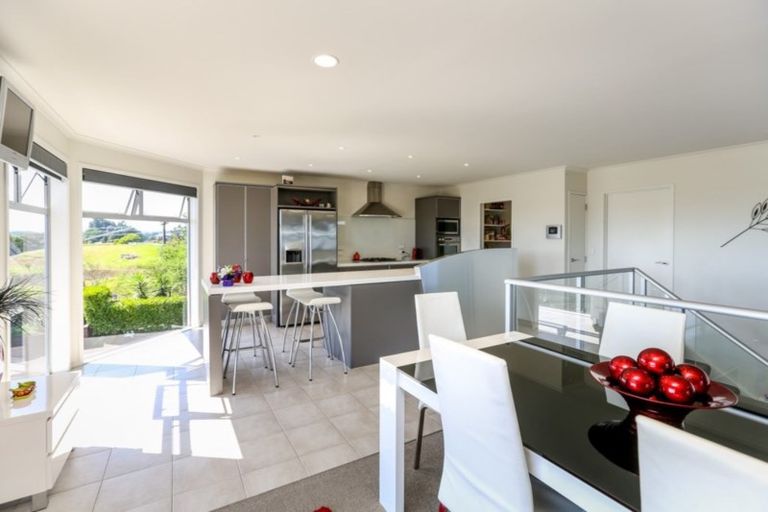 Photo of property in 58b Veale Road, Frankleigh Park, New Plymouth, 4371