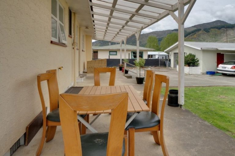 Photo of property in 20 Hampden Street, Murchison, 7007