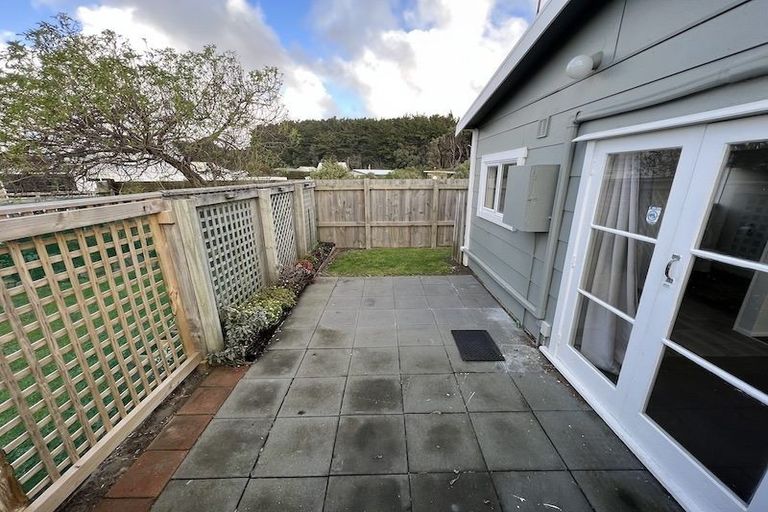 Photo of property in 16 Hydrabad Drive, Waitarere Beach, Levin, 5510