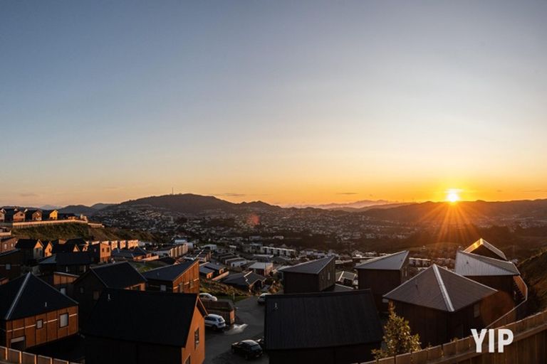 Photo of property in 93 Cedarwood Street, Woodridge, Wellington, 6037