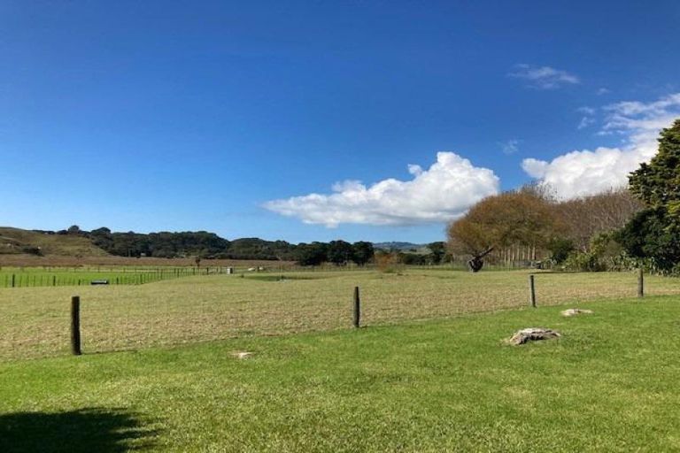 Photo of property in 570 Rahuikiri Road, Tomarata, Wellsford, 0974