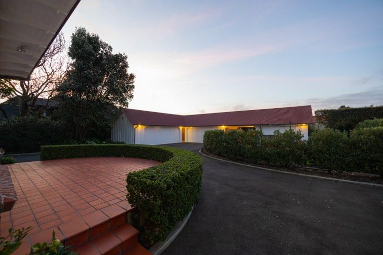 Photo of property in 4 Sierra Court, Roslyn, Palmerston North, 4414