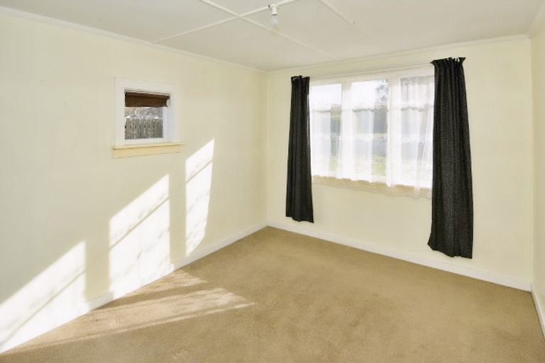 Photo of property in 6 Campbell Street, Geraldine, 7930