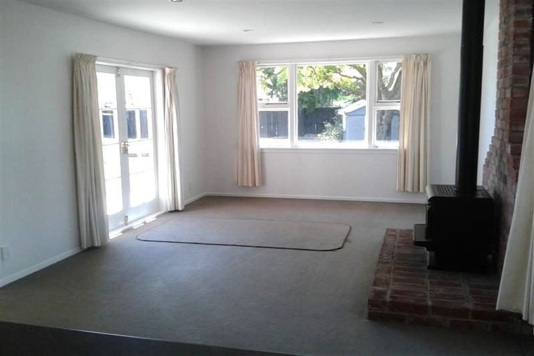 Photo of property in 14 Mclellan Place, Ilam, Christchurch, 8041