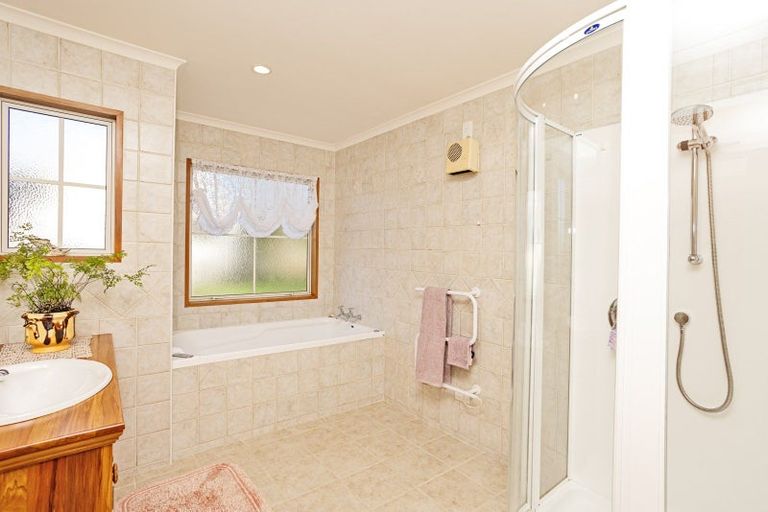 Photo of property in 54 Drysdale Road, Myross Bush, Invercargill, 9872