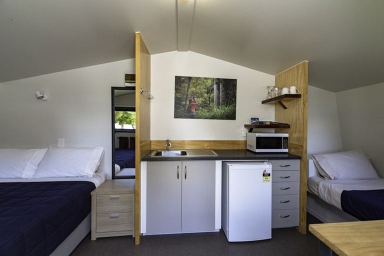 Photo of property in 22 Paihia Road, Paihia, 0200