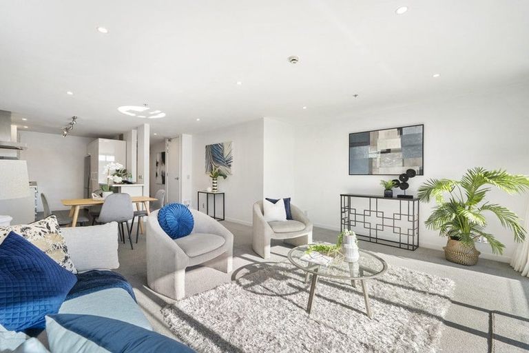 Photo of property in Portal Apartments, 6a/42 Cable Street, Te Aro, Wellington, 6011