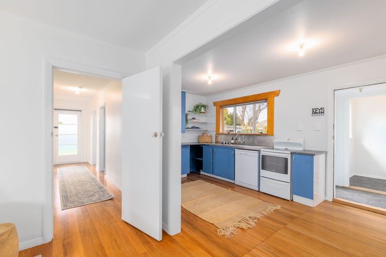 Photo of property in 54 Glenfield Crescent, Mairehau, Christchurch, 8052