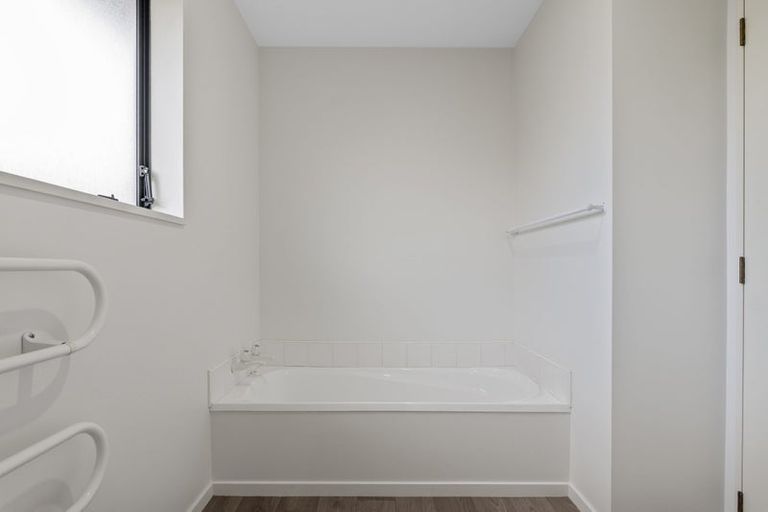 Photo of property in 1/2 Corfe Street, Ilam, Christchurch, 8041