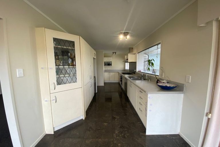 Photo of property in 11 Bexley Place, Pahurehure, Papakura, 2113