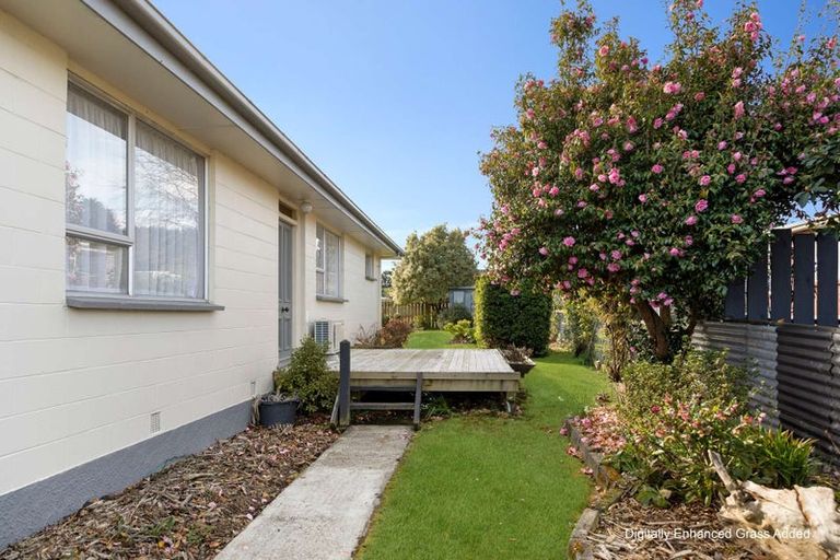 Photo of property in 20 Walker Street, East Gore, Gore, 9710