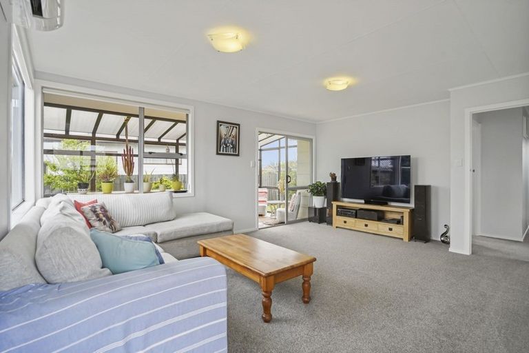 Photo of property in 48 Sunnyside Road, Nawton, Hamilton, 3200