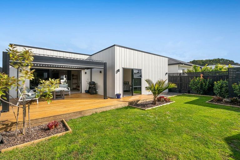 Photo of property in 7 Hampton Mews, Snells Beach, 0920