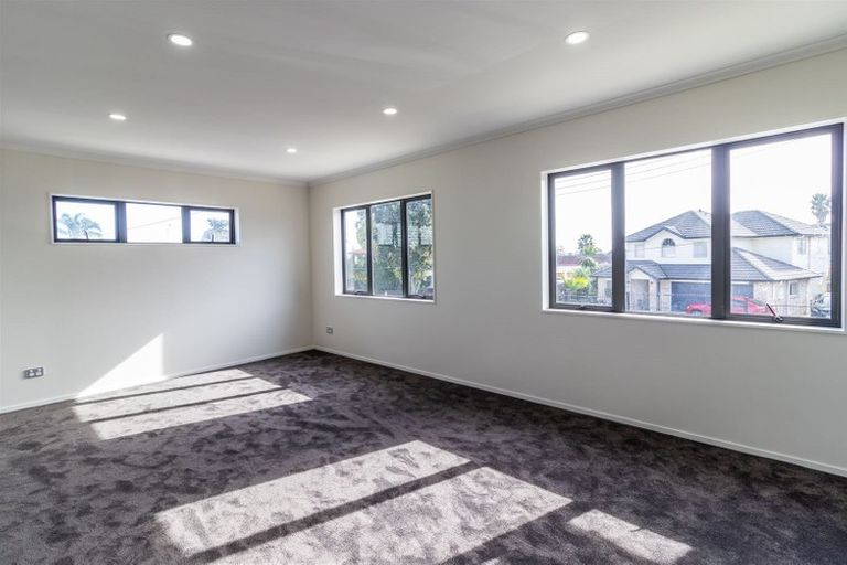 Photo of property in 7 Maxwell Avenue, Papatoetoe, Auckland, 2025