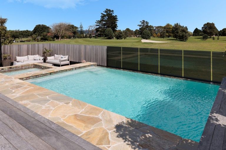 Photo of property in 210 Oceanbeach Road, Mount Maunganui, 3116