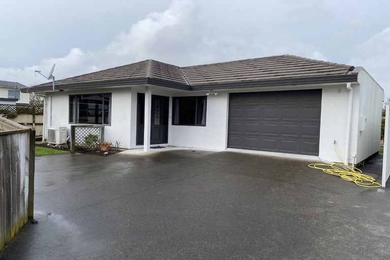 Photo of property in 2b Forward Street, Greenmeadows, Napier, 4112