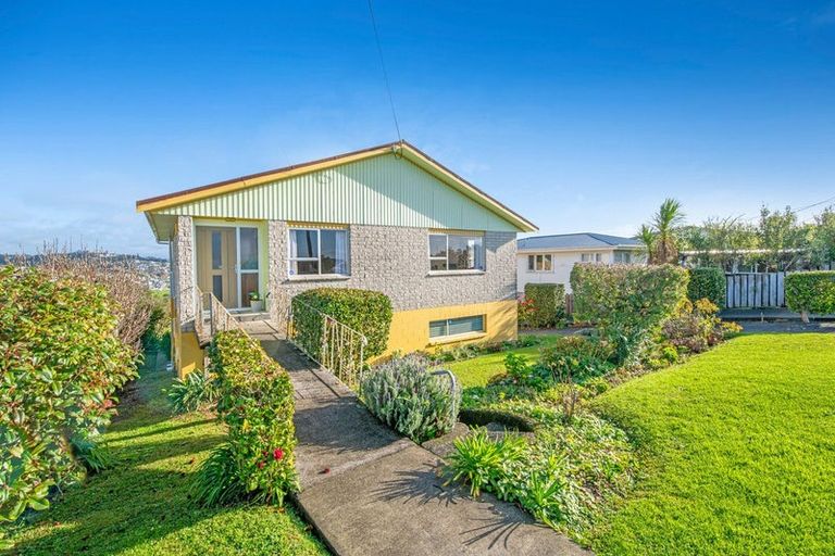 Photo of property in 50 Stanmore Bay Road, Stanmore Bay, Whangaparaoa, 0932