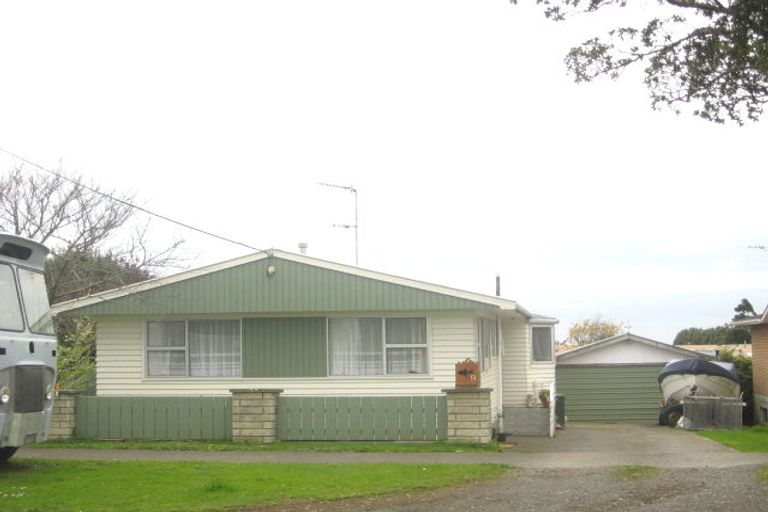 Photo of property in 9 Bayly Street, Waitara, 4320