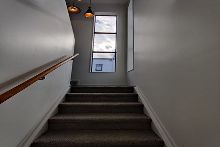 Photo of property in 27 Tumu Road, Papakura, 2110