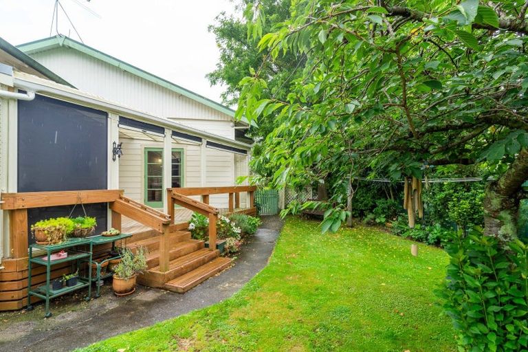 Photo of property in 103 Pembroke Street, Carterton, 5713