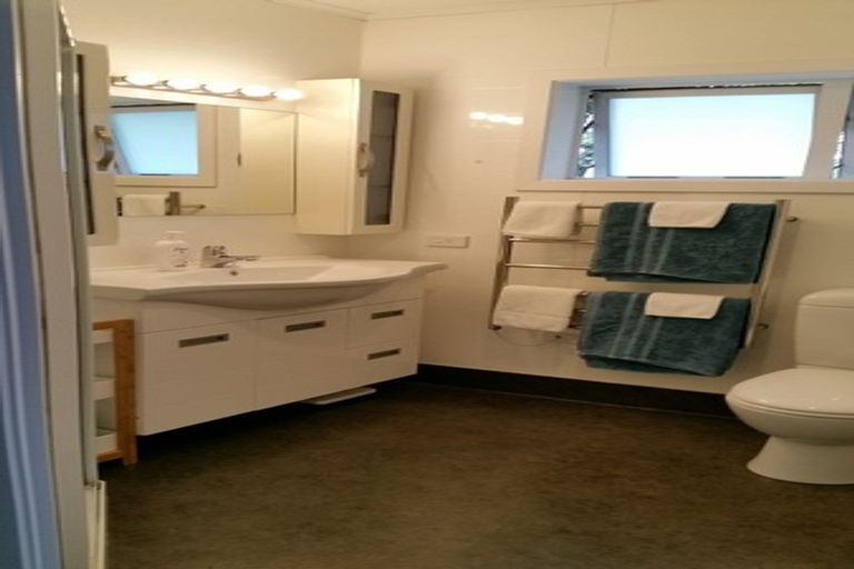 Photo of property in 52 Leicester Street, Stoke, Nelson, 7011