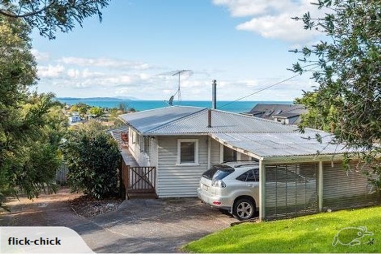 Photo of property in 1/448 Whangaparaoa Road, Stanmore Bay, Whangaparaoa, 0932
