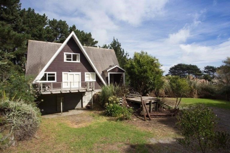 Photo of property in 81 Paetawa Road, Peka Peka, Waikanae, 5391