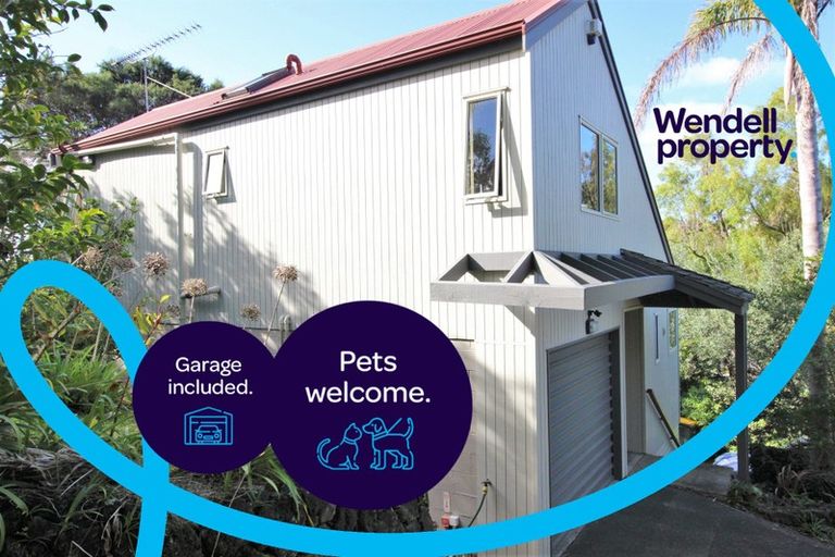 Photo of property in 1/86 Oaktree Avenue, Browns Bay, Auckland, 0630