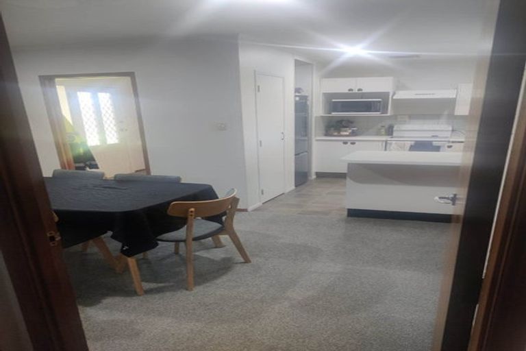 Photo of property in 20 Sunnypark Avenue, Rosehill, Papakura, 2113