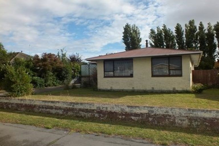 Photo of property in 67 Glenroy Street, Woolston, Christchurch, 8062