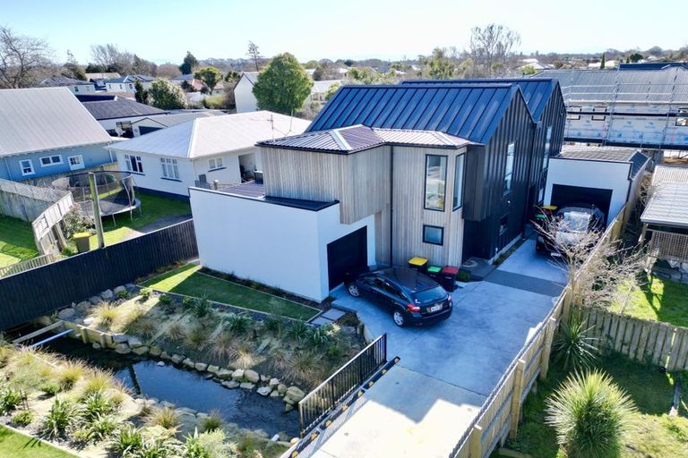 Photo of property in 261d Edgeware Road, Edgeware, Christchurch, 8013