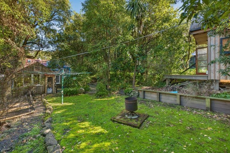 Photo of property in 38 Voelas Road, Lyttelton, 8082