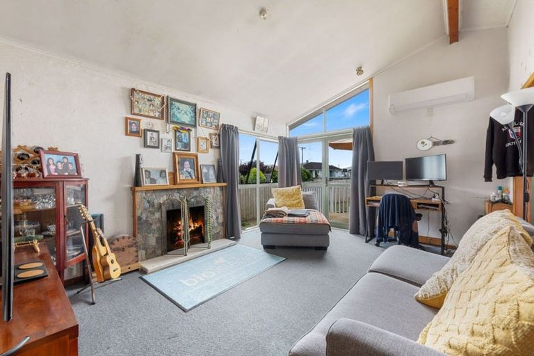 Photo of property in 31 Mcburney Place, Mangere East, Auckland, 2024