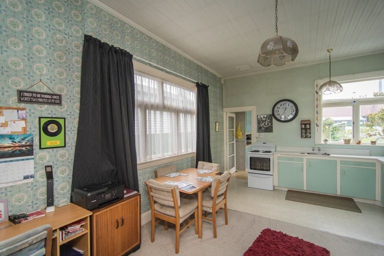 Photo of property in 37 Raymond Street, West End, Timaru, 7910