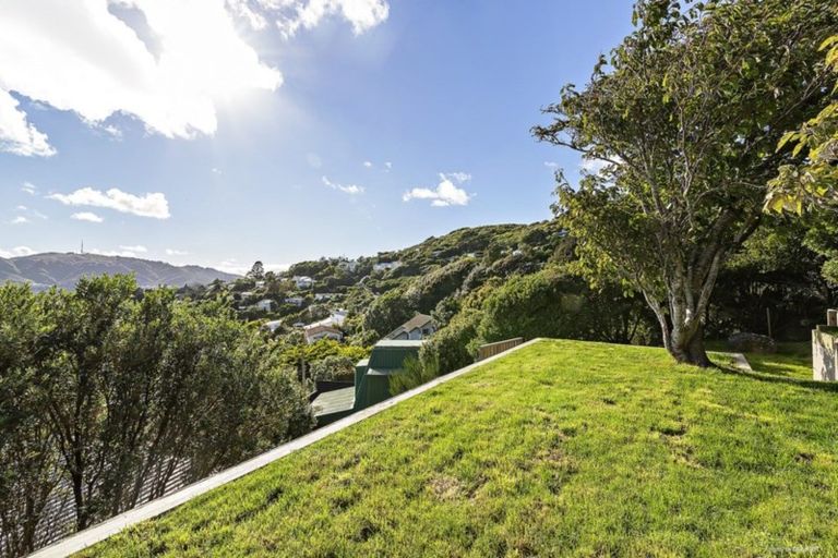 Photo of property in 11 Edgeware Road, Wilton, Wellington, 6012