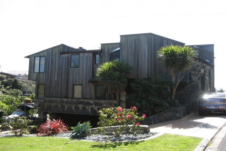 Photo of property in 2 Motuhora Rise, Whakatane, 3120