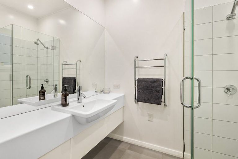 Photo of property in 452 Highgate, Maori Hill, Dunedin, 9010