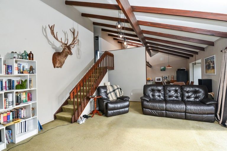 Photo of property in 22 Pickering Crescent, Chedworth, Hamilton, 3210