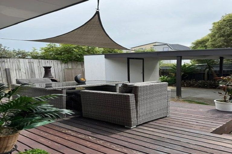 Photo of property in 62 Angelo Avenue, Howick, Auckland, 2014