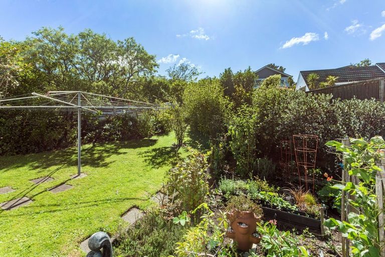 Photo of property in 9 Annan Grove, Papakowhai, Porirua, 5024