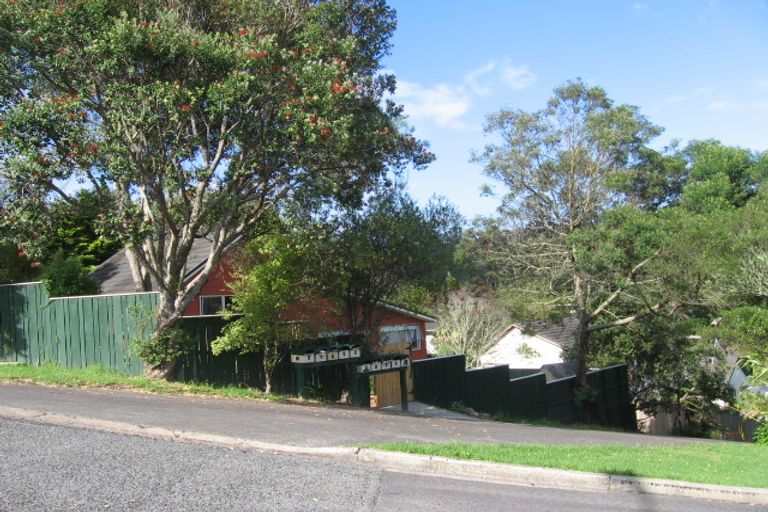 Photo of property in 9/40 Radiata Lane, Chatswood, Auckland, 0626