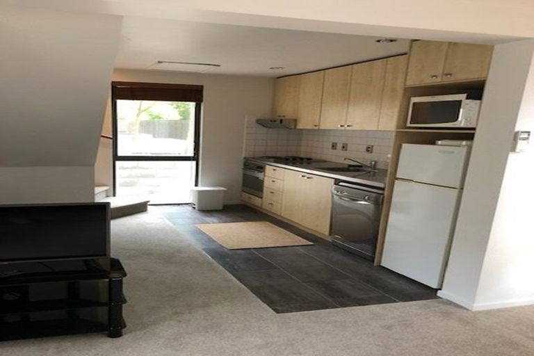 Photo of property in 1/868 Colombo Street, Christchurch Central, Christchurch, 8013