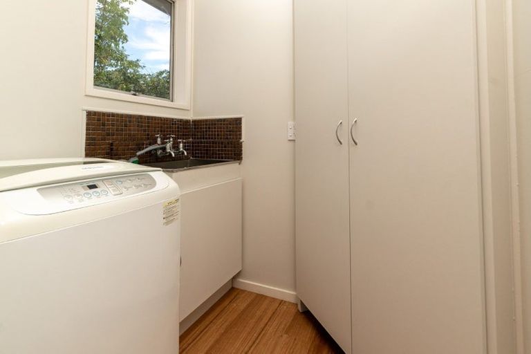 Photo of property in 64 Captain Scott Road, Glen Eden, Auckland, 0602