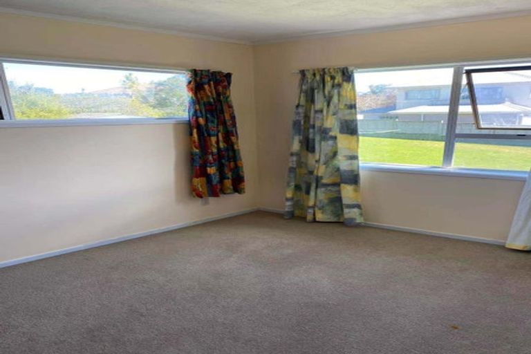 Photo of property in 2/16 Quebec Road, Milford, Auckland, 0620