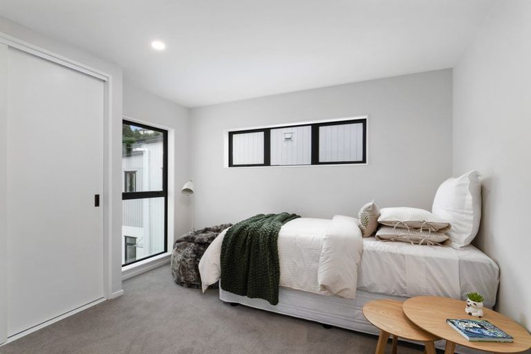 Photo of property in 10a Huka Road, Birkenhead, Auckland, 0626