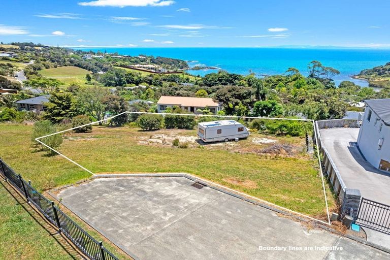 Photo of property in 25 Nancy Wake Place, Cable Bay, 0420