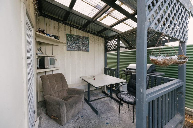 Photo of property in 16 Seaforth Avenue, Milson, Palmerston North, 4414